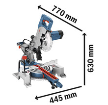 Pokosová píla s rozmermi 770 mm, 630 mm a 445 mm.