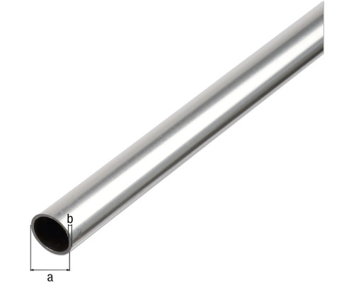 Kovová rúrka s označeniami a a b na znázornenie priemerov rúrky