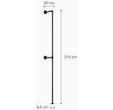 Čierny vešiak na oblečenie s rozmermi 210 cm výška, 30 cm hĺbka a 8,5 cm základňa